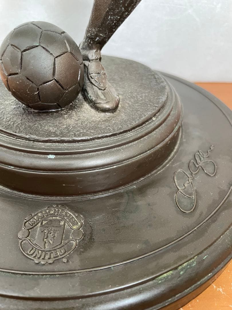 ベッカム銅像 マンチェスターユナイテッド