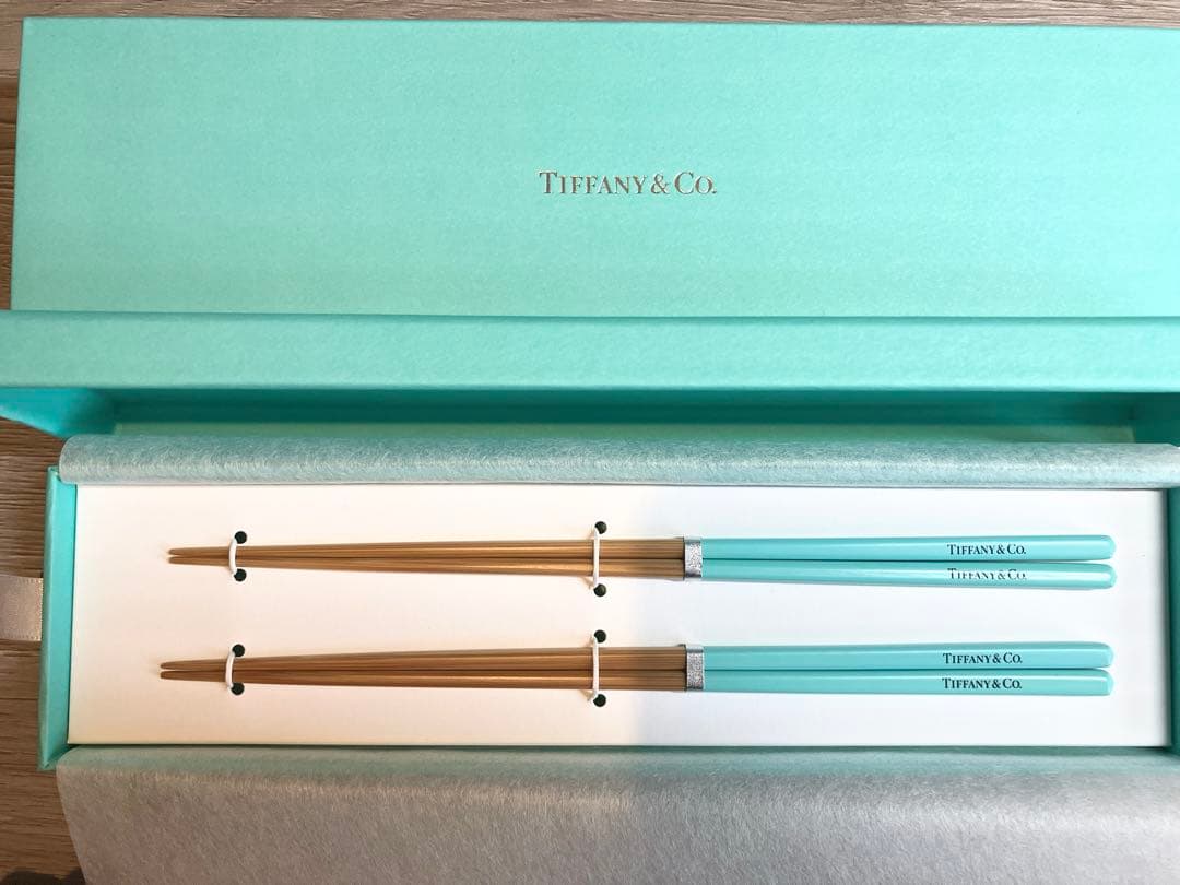 Tiffany & Co. ティファニーブルー箸 2本セット 楽天市場】ティファニー 箸/二膳セット 【Aランク】【中古】 : 質屋さ